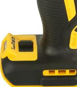 Гайкокрут ударний акумуляторний безщітковий DeWALT DCF899NT+DCB184