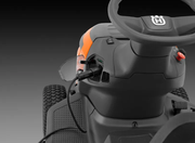 Акумуляторний садовий трактор Husqvarna TS 100i (9707451-01)