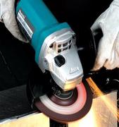 Кутова шліфмашина Makita 9565CVR