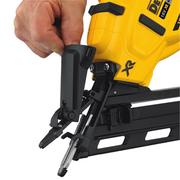 Акумуляторний цвяхозабивач DeWALT DCN650N (без акумулятора і ЗП)