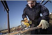 Пила лобзикова акумуляторна DeWALT DCS331N