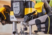 Фрезер акумуляторний безщітковий DeWALT DCW620NT