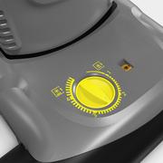 Професійний щітковий пилосос Karcher CV 38/2 Adv (1.033-336.0)