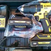 Дриль-шурупокрут акумуляторний DeWALT DCD777L2T