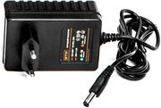 Зарядний пристрій GTM Ch12V/1.5А (2696)