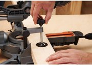 Пила торцювальна мережева BLACK+DECKER BES701