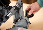 Торцювальна пилка BLACK+DECKER BES701