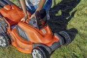 Акумуляторна газонокосарка Husqvarna LC 141Li