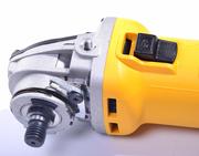 Кутова шліфувальна машина DeWALT DWE 4215