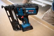 Акумуляторний цвяхозабивач Bosch GNH 18V-64 M (0601481000) (без АКБ та ЗП)