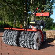 Підмітальна машина HECHT 8680 SE
