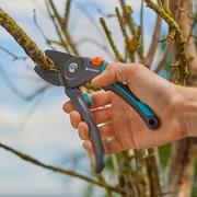 Секатор з ковадлом Gardena PremiumCut Pro dry wood 24 мм (12250-20.000.00)