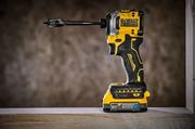 Шурупокрут ударний акумуляторний DeWALT DCF850E1T+DCB183