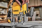 Фрезер DeWALT DWE625