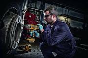 Гайкокрут ударний акумуляторний безщітковий DeWALT DCF899NT+DCB184