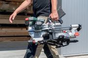 Акумуляторна торцювальна пила Metabo KGS 18 LTX BL 216 (614216810)