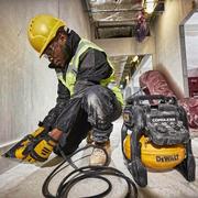 Акумуляторний повітряний компресор DeWALT FLEXVOLT DCC1054N