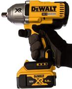 Акумуляторний ударний гайкокрут DeWALT DCF899P2