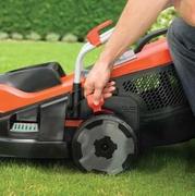 Електрична газонокосарка Black   Decker EMAX34I