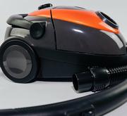 Пилосос Grunhelm GVC8208