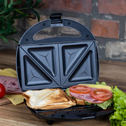 Сендвічниця Grunhelm GSM711