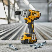 Гайкокрут ударний акумуляторний DeWALT DCF894P2