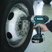 Акумуляторний ударний гайкокрут Makita BTW450Z (без акумулятора і ЗП)