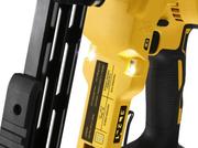 Степлер скобозабивний DeWALT DCFS950P2