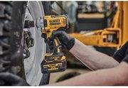 Гайкокрут ударний акумуляторний безщітковий DeWALT DCF891NT