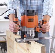 Фрезер Black   Decker KW1200EKA