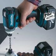 Акумуляторний ударний гайкокрут Makita BTW250RFE