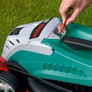 Газонокосарка Bosch ROTAK 32 Li-Ion (0600885D06)
