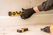 Рівень TORPEDO з алюмінію довжиною 230 мм з 3 капсулами і магнітами DeWALT DWHT0-43003