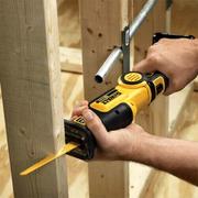 Пила шабельна DeWALT DCS310D2