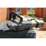 Акумуляторна пила DeWALT XR FLEXVOLT DCS396N (без акумулятора і ЗП)