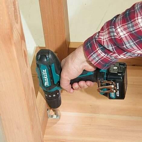 Акумуляторний шурупокрут Makita DF 331 DWYE