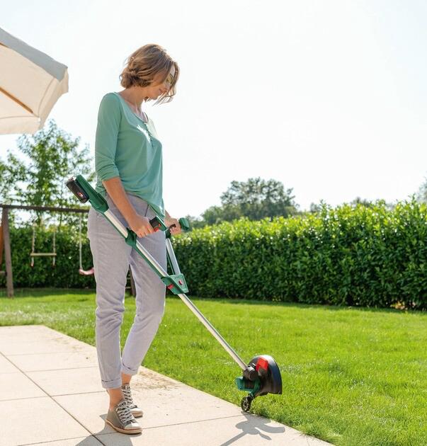 Акумуляторний тример Bosch UniversalGrassCut 18V-260 (06008C1D03)