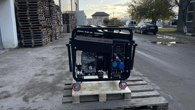 Інверторний дизельний генератор Hyundai DHY 8500LEi