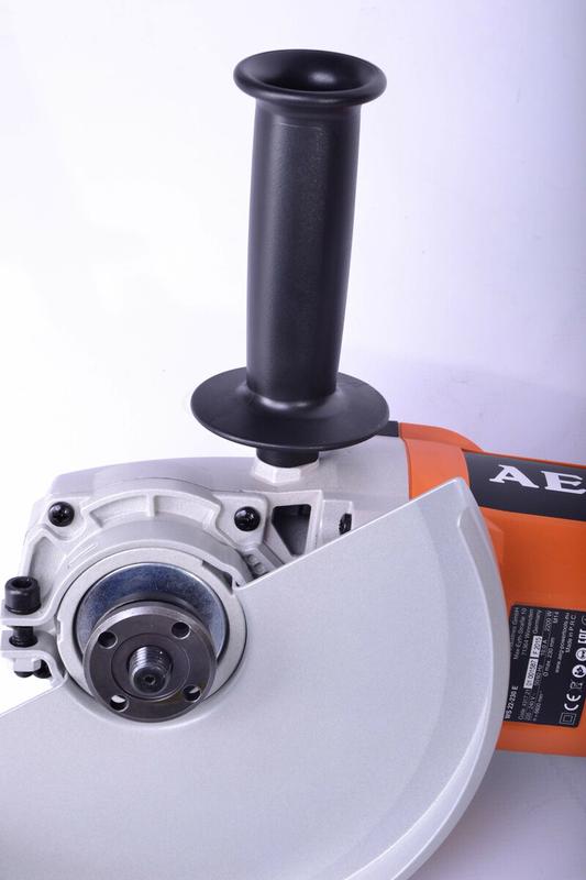 Кутова шліфувальна машина AEG WS22-230E