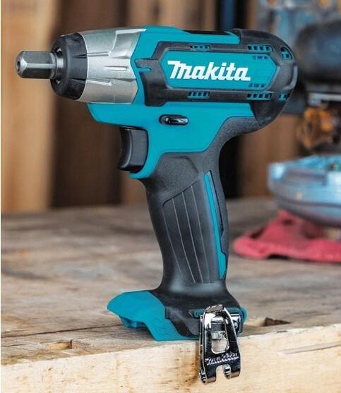 Акумуляторний ударний гайкокрут Makita TW141DWME