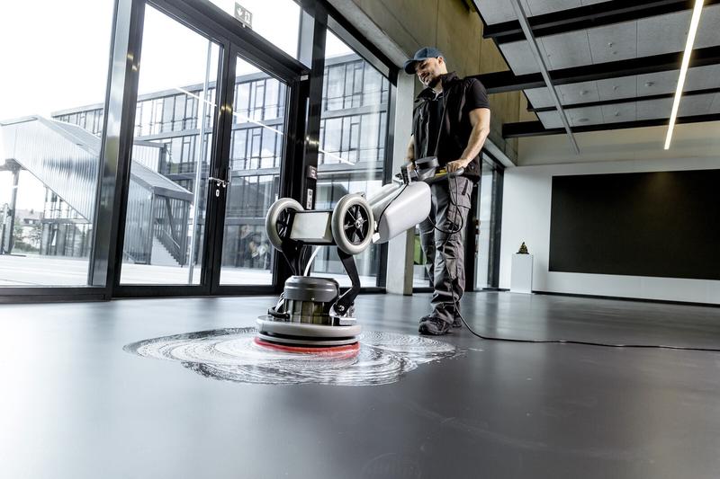 Однодискова прибиральна машина Karcher BDS 43/ Orbital C (1.291-252.0)