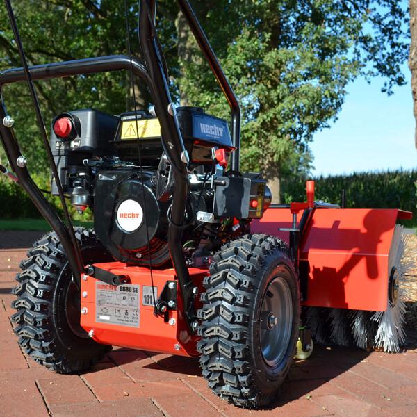 Підмітальна машина HECHT 8680 SE