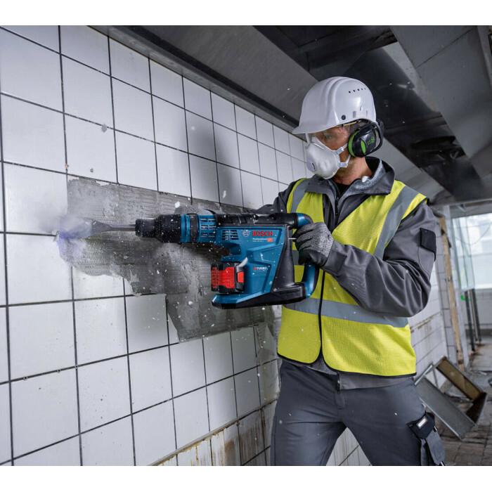 Акумуляторний перфоратор Bosch GBH 18V-40 C Solo (0611917120) (без АКБ та ЗП)