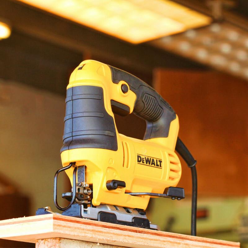 Пила лобзикова DeWalt (DWE349_Y)