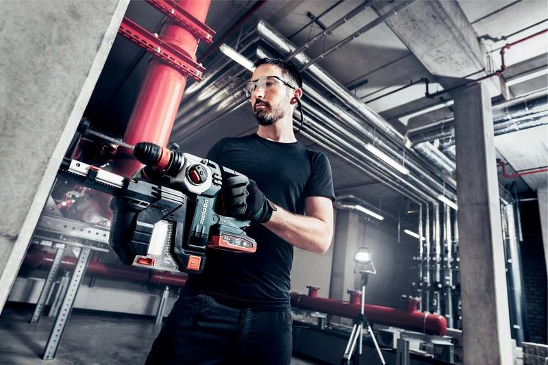 Акумуляторний перфоратор Metabo KHA 18 LTX BL 24 (600211510)