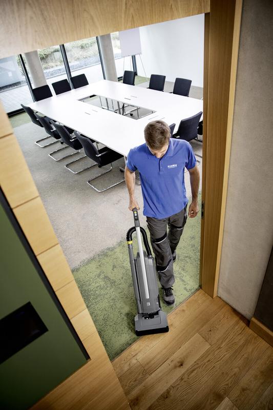 Акумуляторний пилосос Karcher CV 30/2 Bp Adv (без АКБ та ЗП) (1.023-206.0)