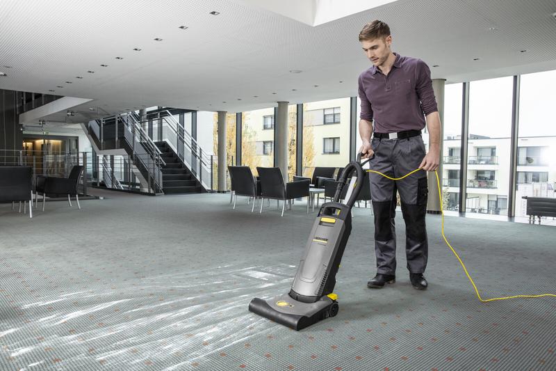 Професійний щітковий пилосос Karcher CV 38/2 Adv (1.033-336.0)