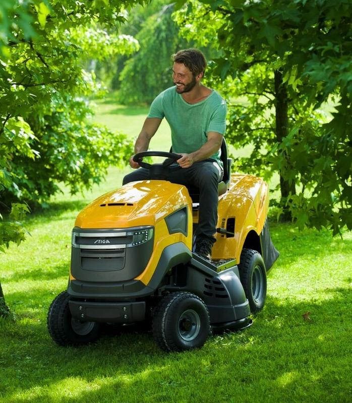 Трактор садовий Stiga Estate 6102HW