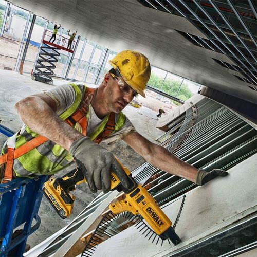 Шурупокрут DeWALT DCF620D2K