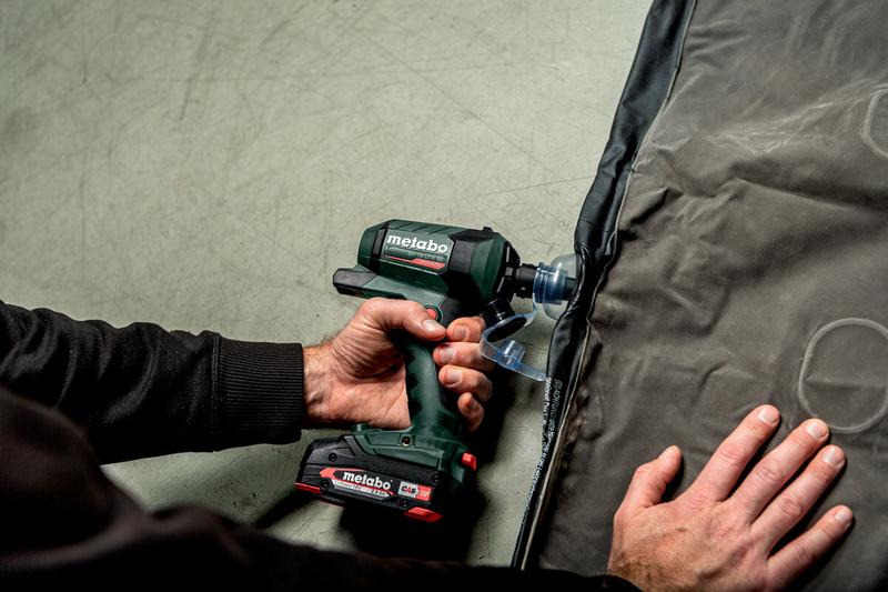 Акумуляторний продувний пістолет Metabo BP 18 LTX BL (600798850) (без АКБ та ЗП)